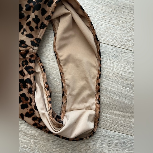 Summersalt Women’s The Marina One Piece Bathing Suit Leopard - Size 12 - Picture 6 of 8